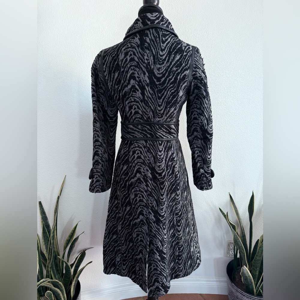 FiFi Collection Gray & Black Brocade Coat - Picture 7 of 10